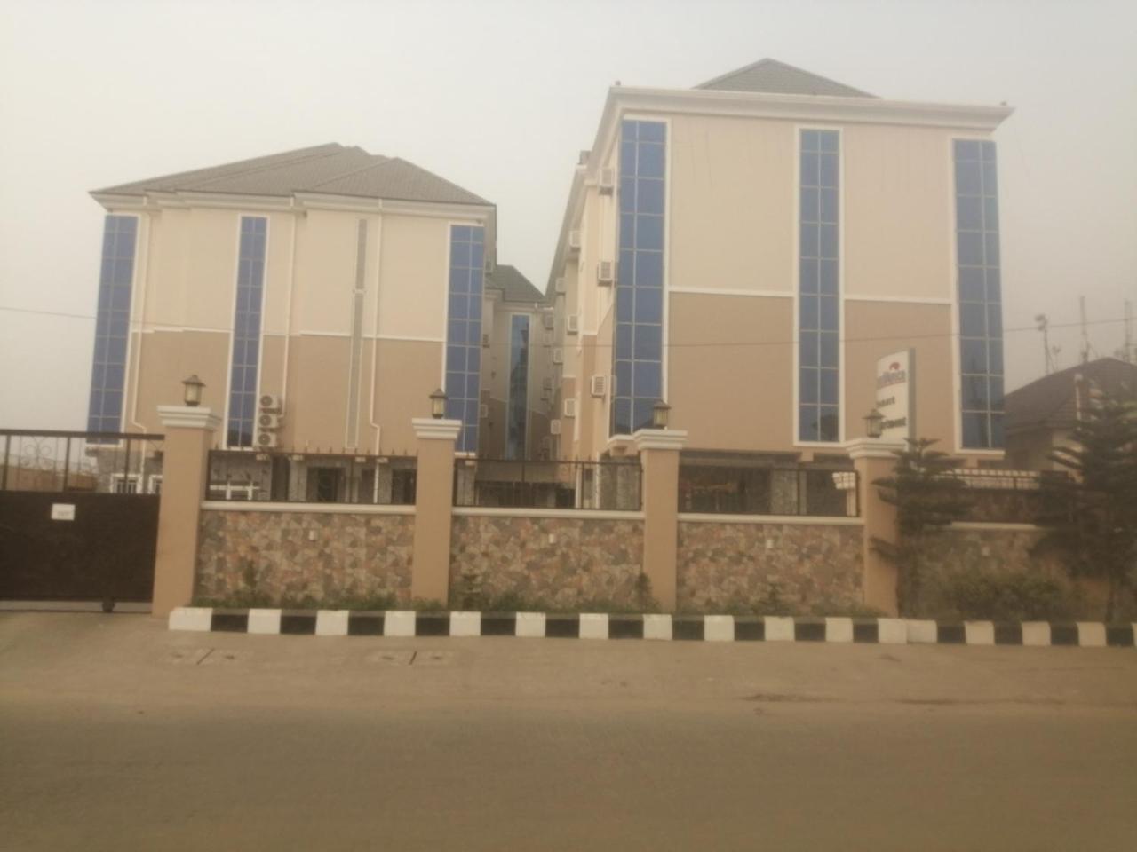 Grand Venice Transit Apartments Lagos Exterior foto