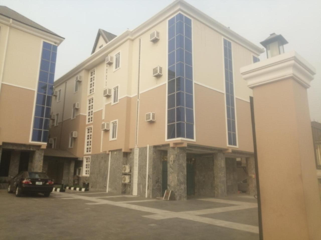 Grand Venice Transit Apartments Lagos Exterior foto
