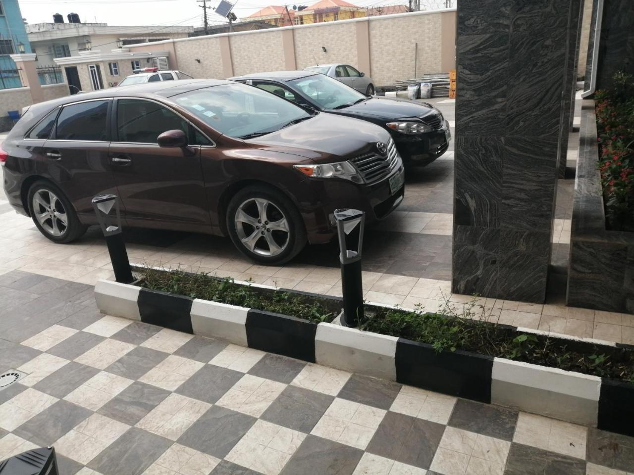 Grand Venice Transit Apartments Lagos Exterior foto